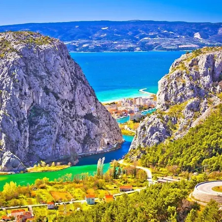 Urban Harmony Lägenhet Omiš