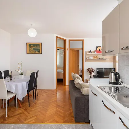 Apartament Urban Harmony